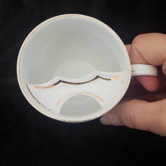 Lot of 2 Vintage Porcelain "Moustache" Coffee Cups - Picture 5 of 12